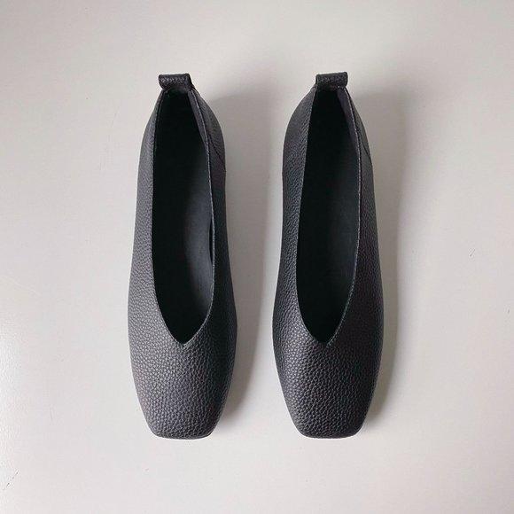 Everlane Shoes - Everlane Square Toe Ballet Flats Black Pebbled Leather Slip On Loafers Shoes 7
